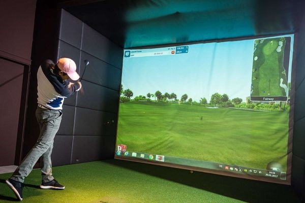 Indoor Golf
